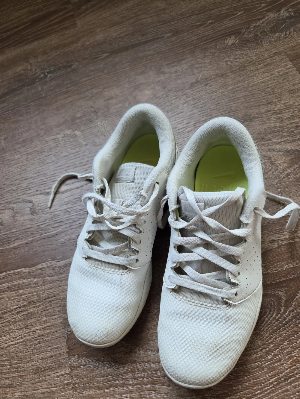Kids Cheer Shoes-Lace-Up Sneakers in Off-White